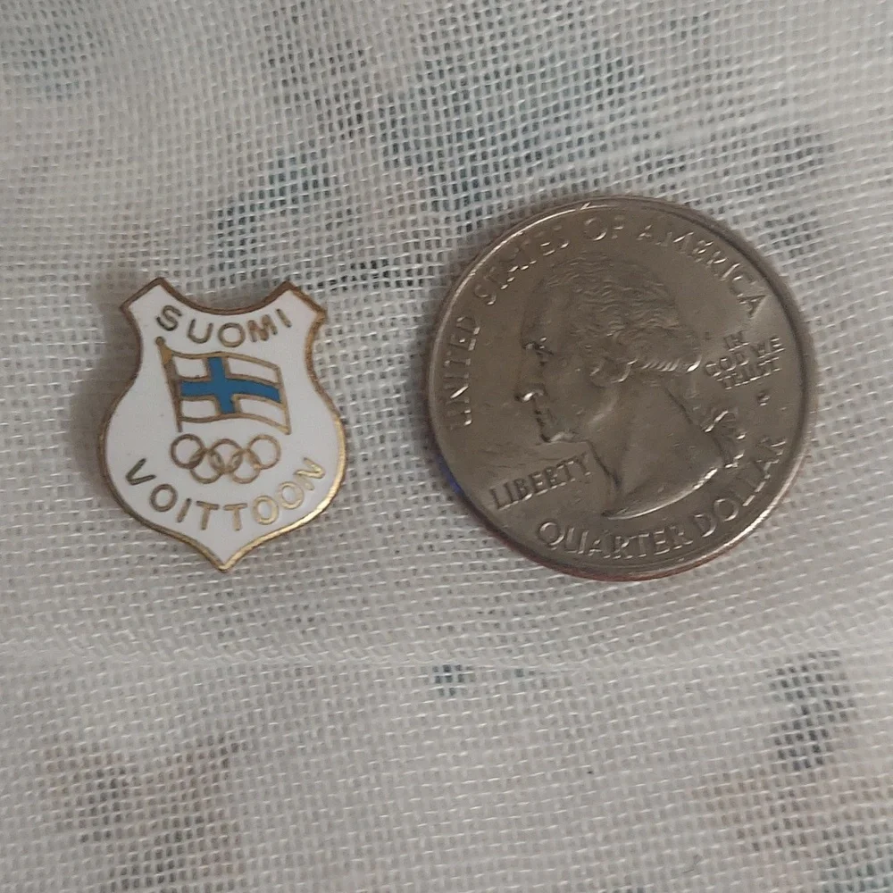 Antique Finnish Suomi Finland Voittoon Pin Flag Collectors Olympic Ring Pin